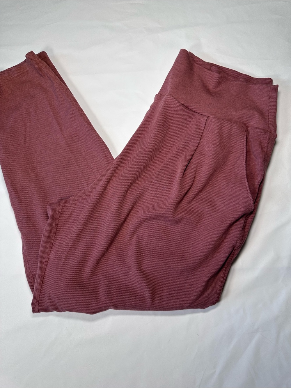Vuori Mauve Pull-On Jogger Pants